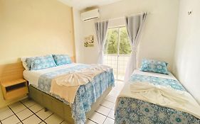 Apartamento amplo perto da Praia da Litorânea - Carmona Temporadas